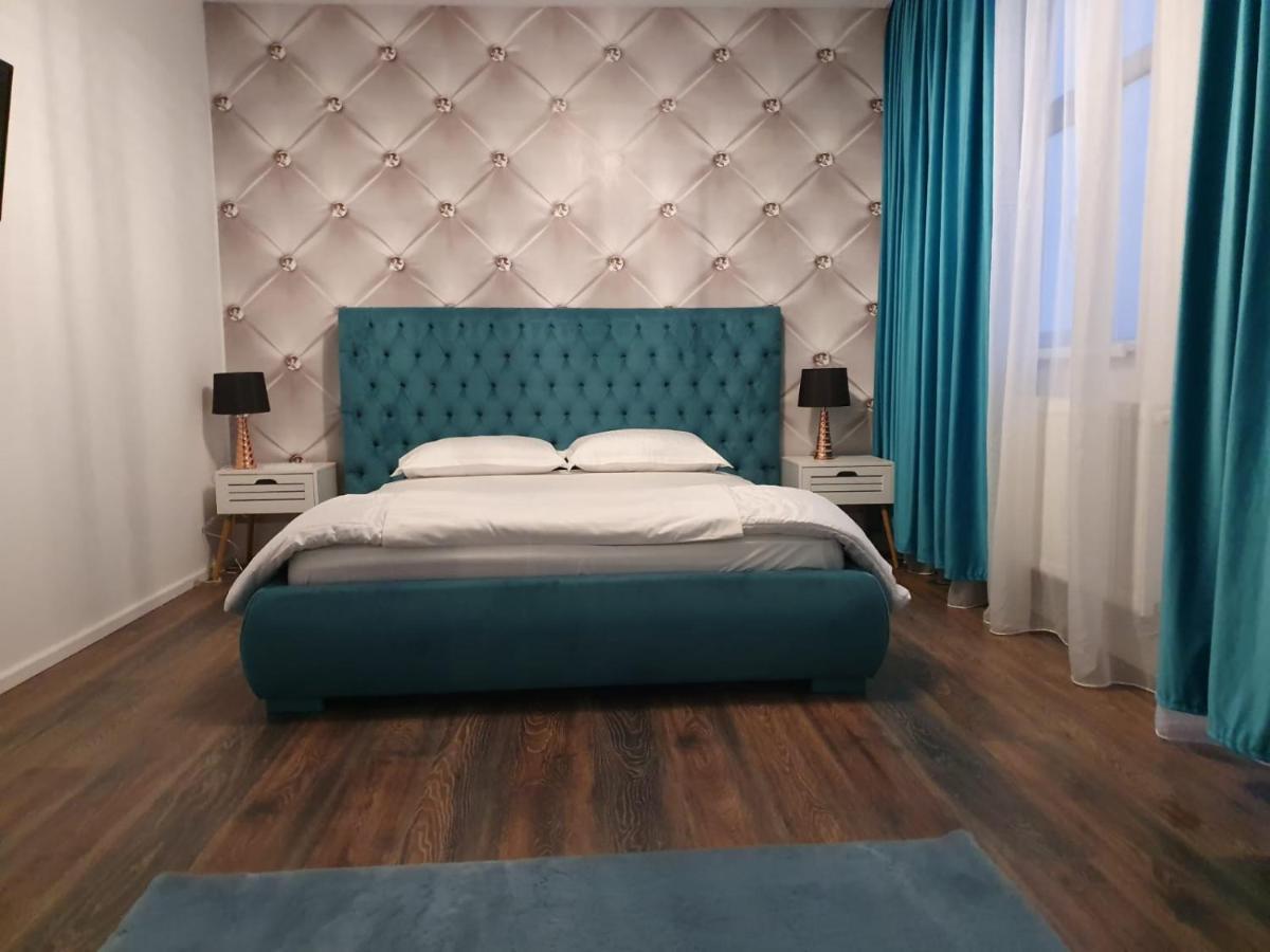 Garsonierre Central Luxury Târgu Jiu エクステリア 写真